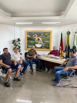 Reunião avalia estiagem